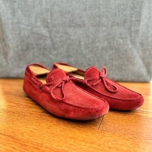 TOD’s cherry red calfskin loafers ties